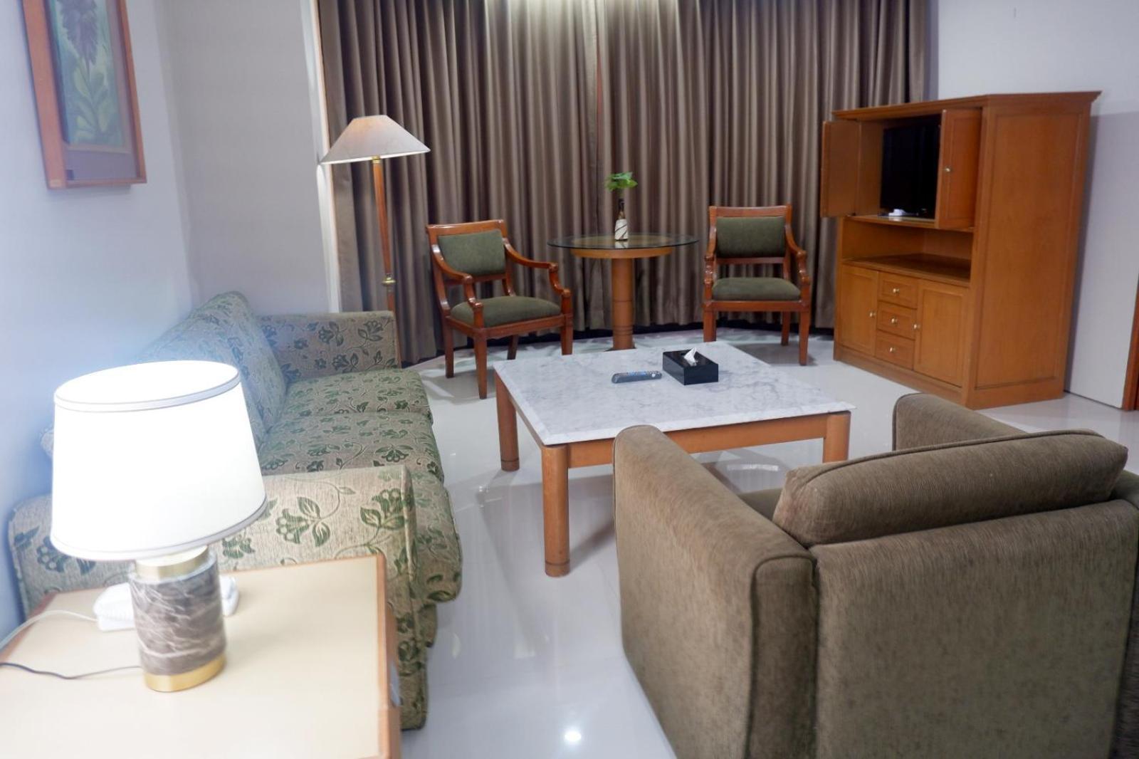 Horison Ultima Bandung Hotel Exterior foto