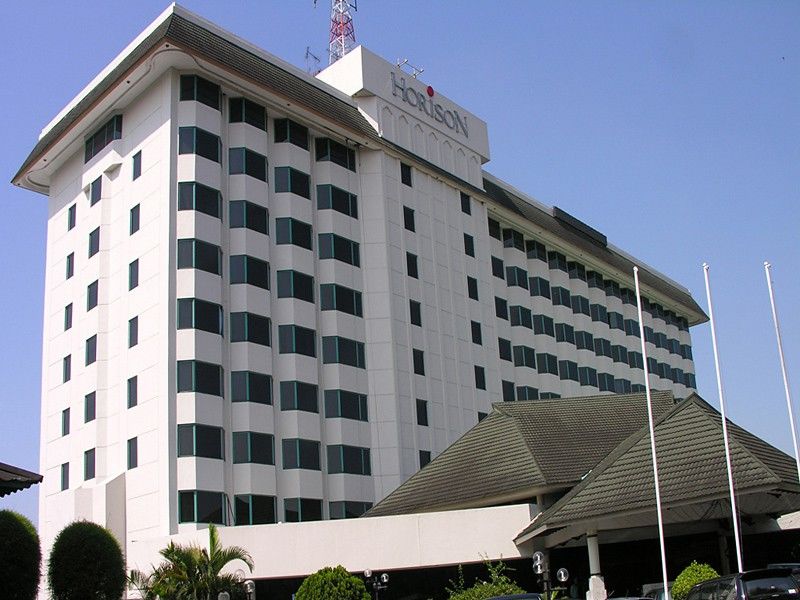 Horison Ultima Bandung Hotel Exterior foto