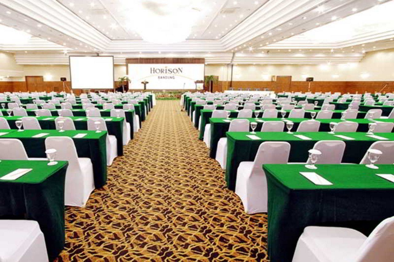 Horison Ultima Bandung Hotel Exterior foto